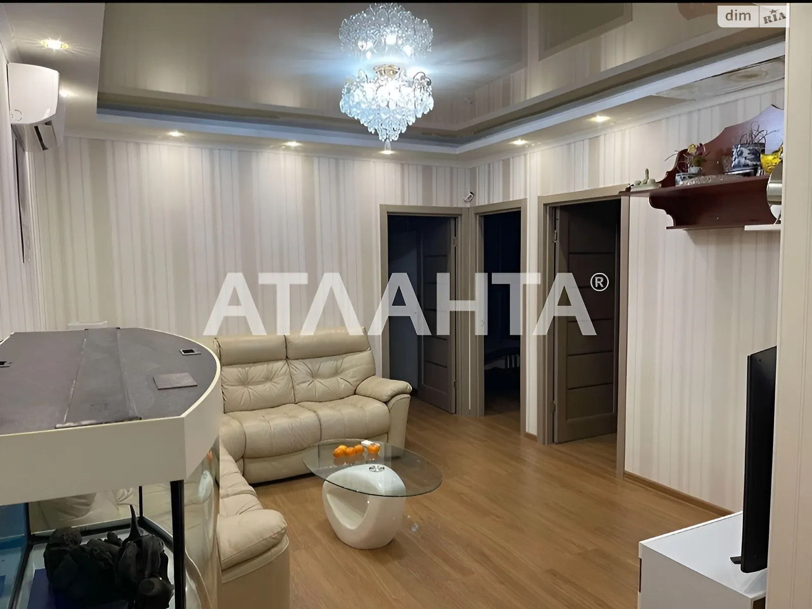 Продается 2-комнатная квартира 73.5 кв. м в Одессе, ул. Старицкого - фото 1