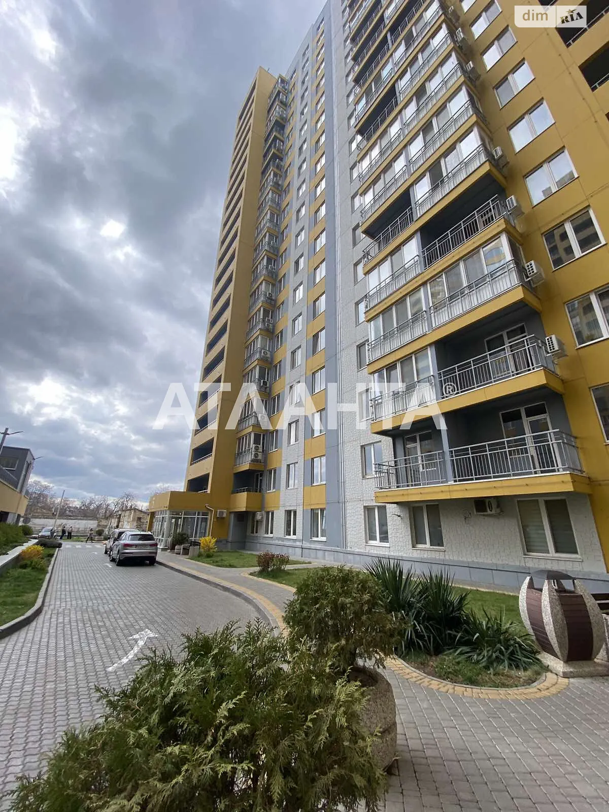 Продається 3-кімнатна квартира 95.3 кв. м у Одесі, вул. Михайлівська, 8/6 - фото 1