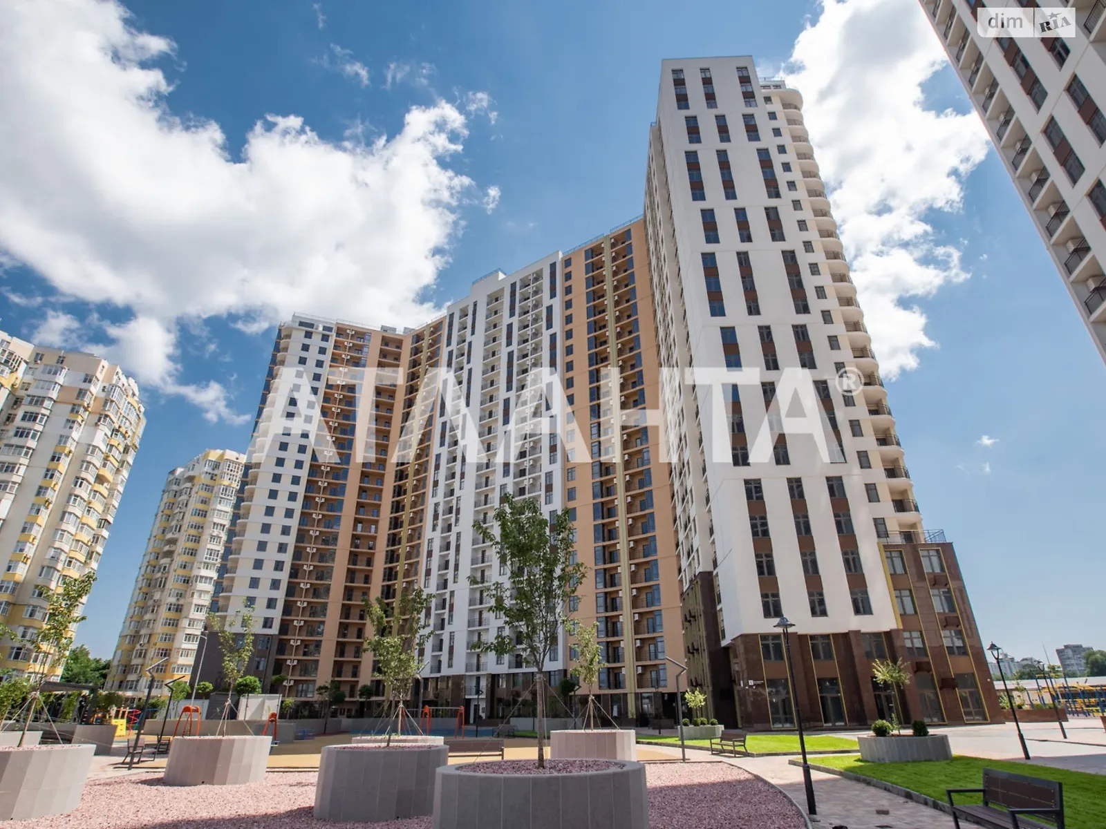 Продается 1-комнатная квартира 42.52 кв. м в Одессе, ул. Краснова - фото 1