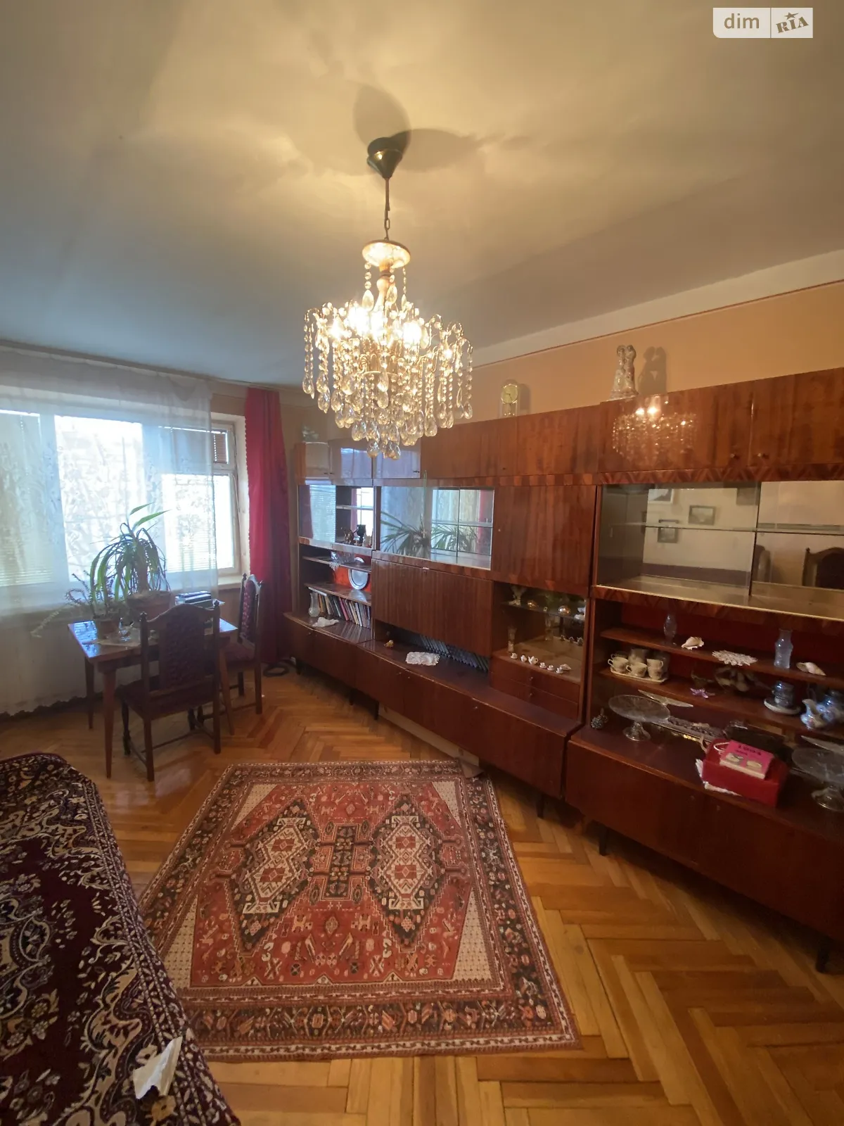 Продается 3-комнатная квартира 66.2 кв. м в Ужгороде, ул. Степана Руданского - фото 1