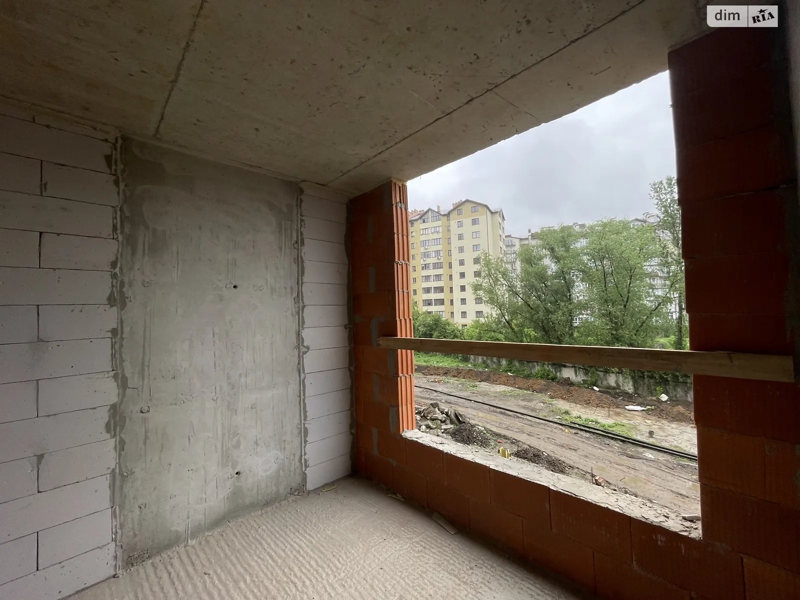 Продається 1-кімнатна квартира 39 кв. м у Івано-Франківську, вул. Хриплинська - фото 1