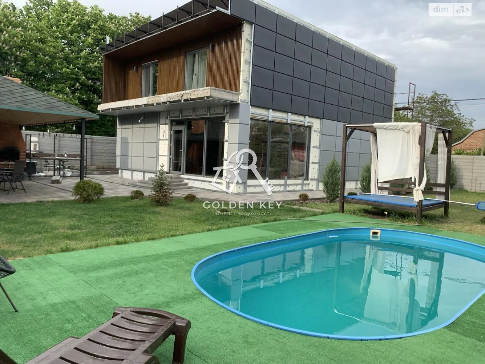 Продается дом на 2 этажа 185 кв. м с мебелью, цена: 120000 $ - фото 1