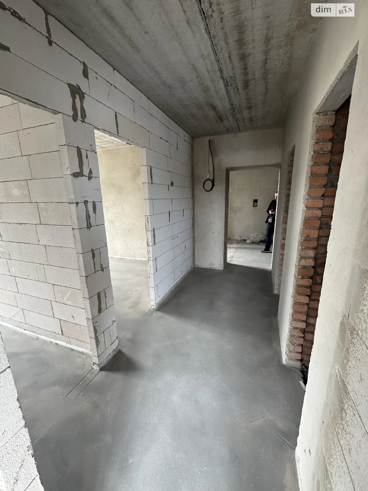 Продается 2-комнатная квартира 56.6 кв. м в Гостомеле, ул. Соборная, 1 - фото 1