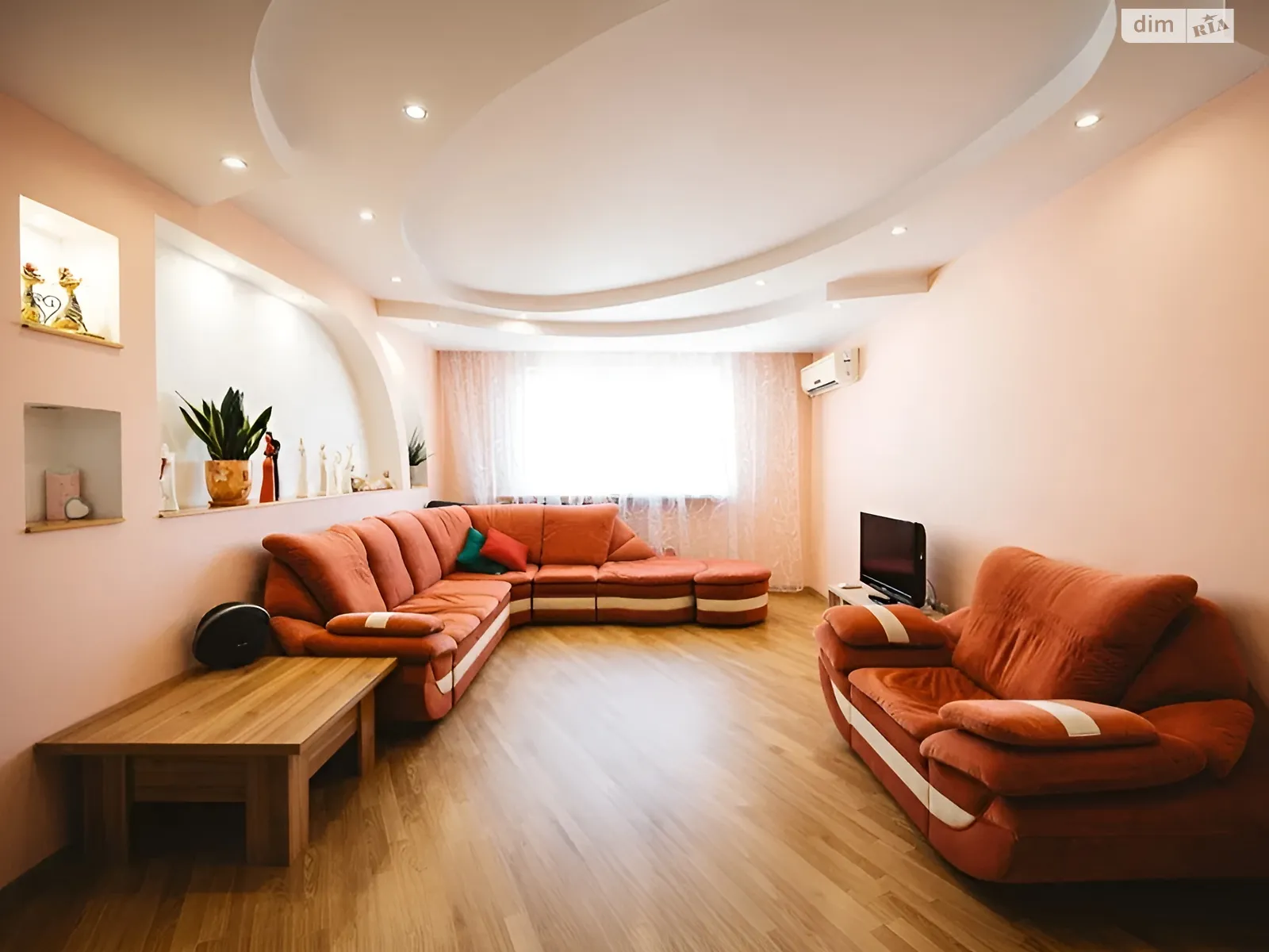 Продается 3-комнатная квартира 81.9 кв. м в Одессе, ул. Скворцова - фото 1