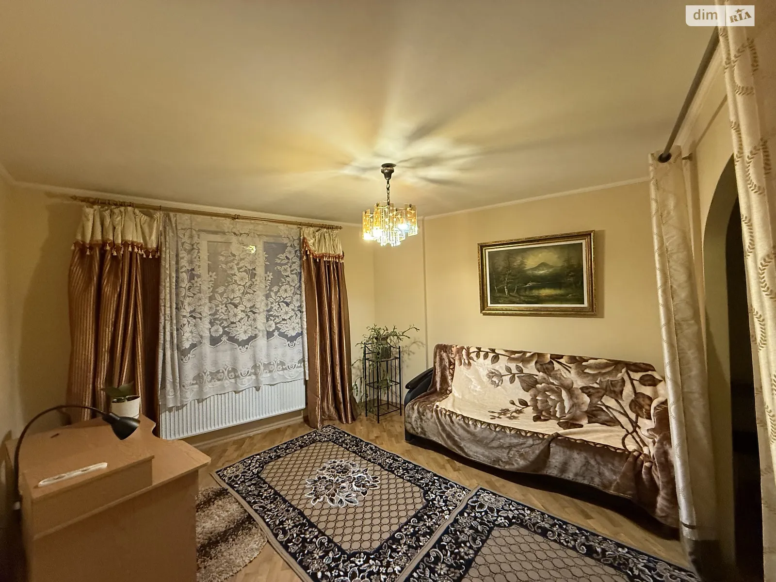 1-комнатная квартира 55 кв. м в Тернополе, ул. Госпитальная - фото 1