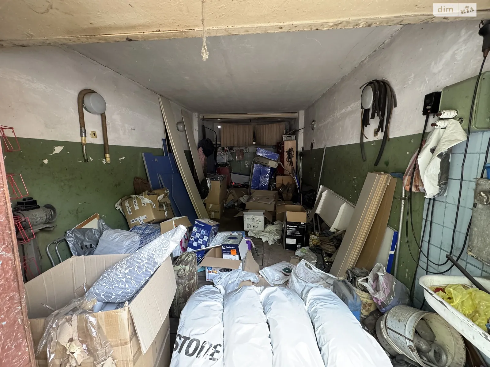 Продается место в гаражном кооперативе под легковое авто на 23 кв. м, цена: 4999 $ - фото 1