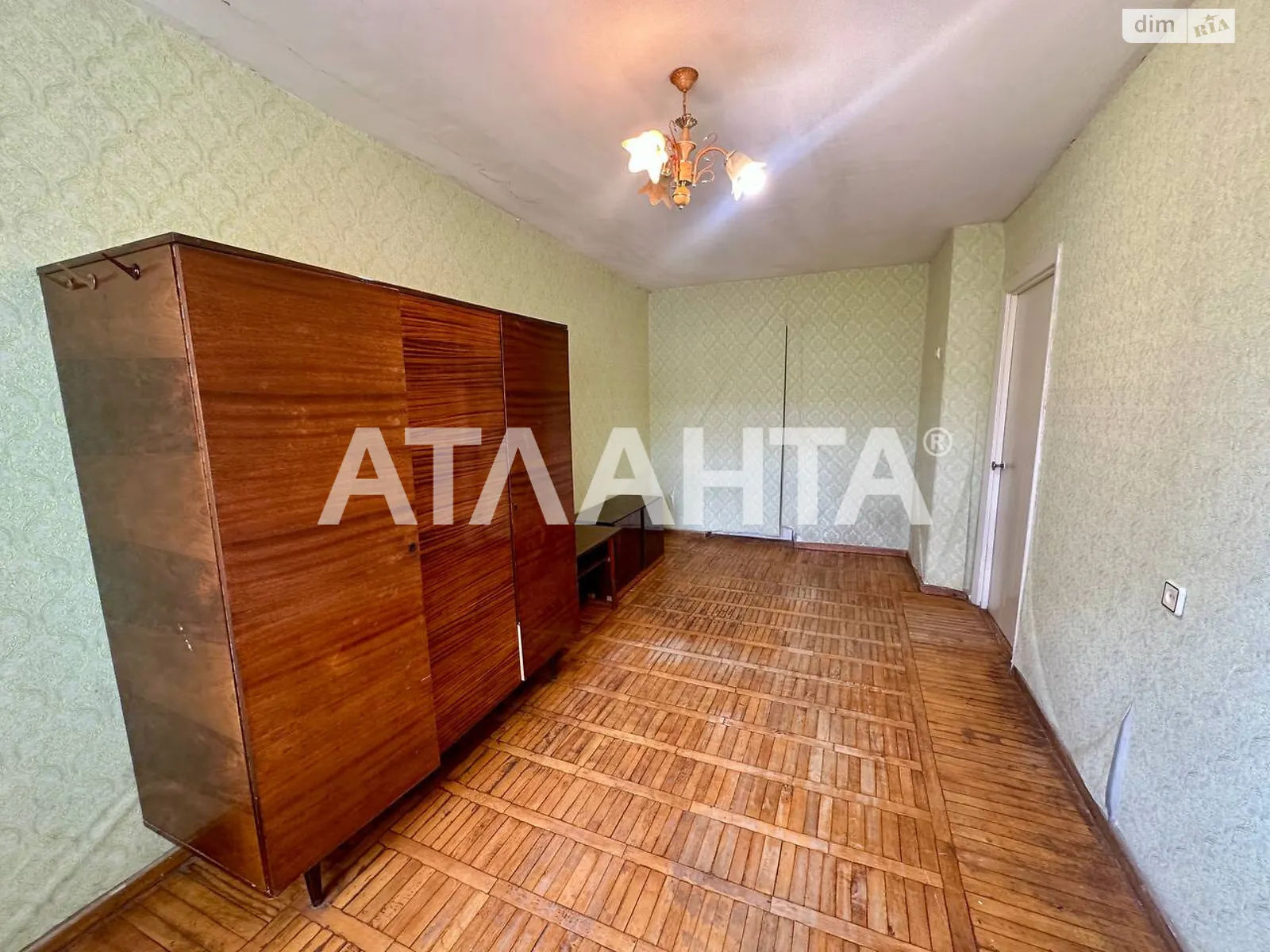Продается 3-комнатная квартира 60 кв. м в Виннице, просп. Космонавтов - фото 1