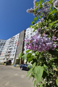 Продаж квартири, Черкаси, р‑н. Придніпровський, Героїв Сталінграда вулиця, буд. 46