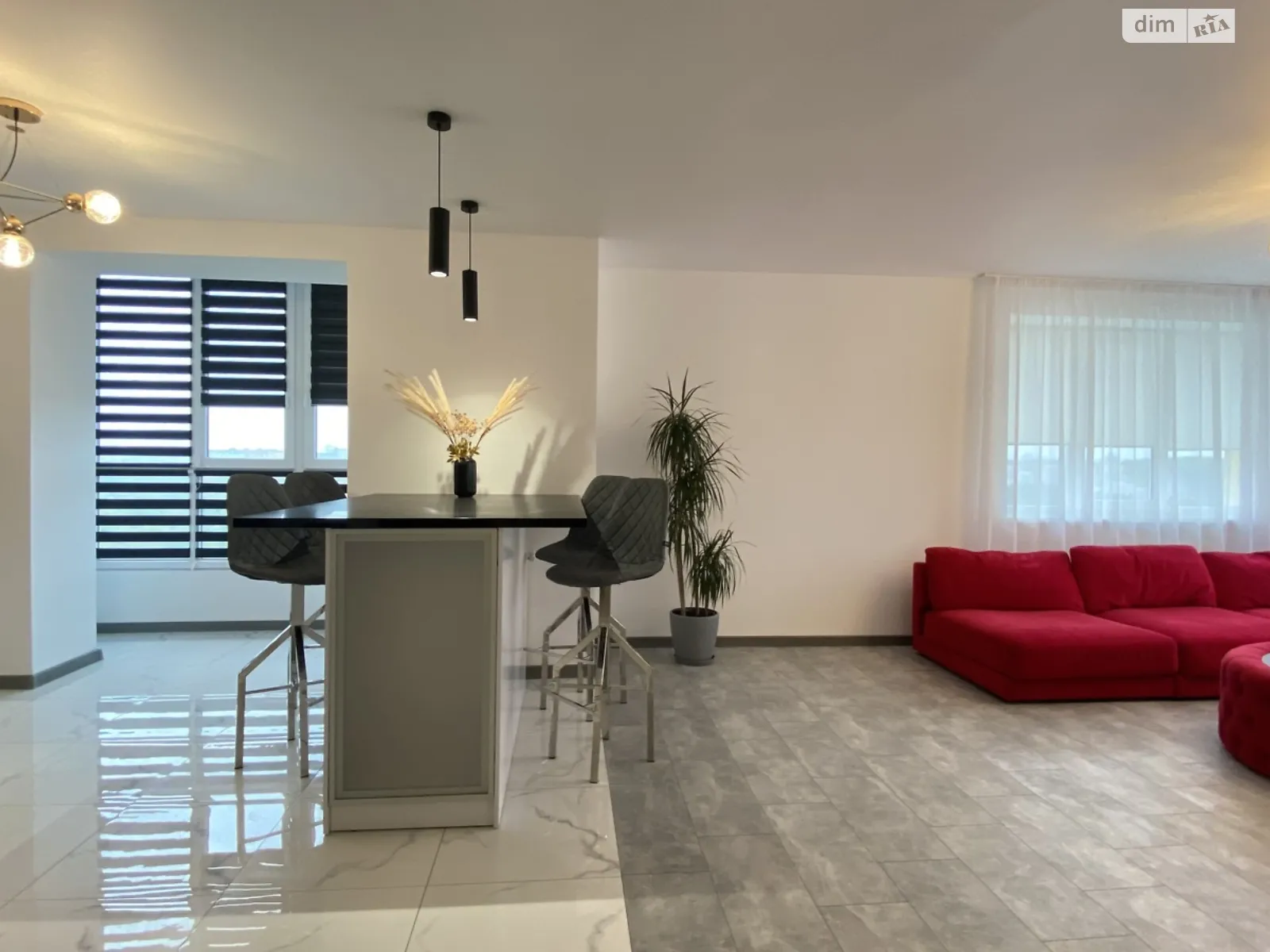 Продается 3-комнатная квартира 85.1 кв. м в Ивано-Франковске, цена: 100000 $ - фото 1