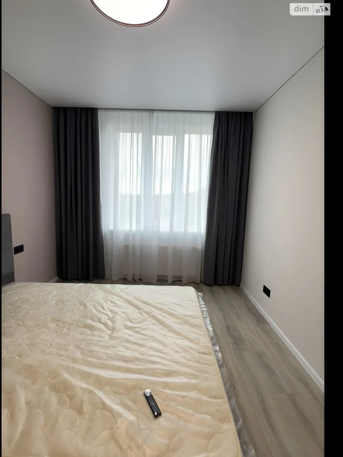 Продается 1-комнатная квартира 42 кв. м в Ирпене, ул. Выговского(Суворова), 2Д/4 - фото 1