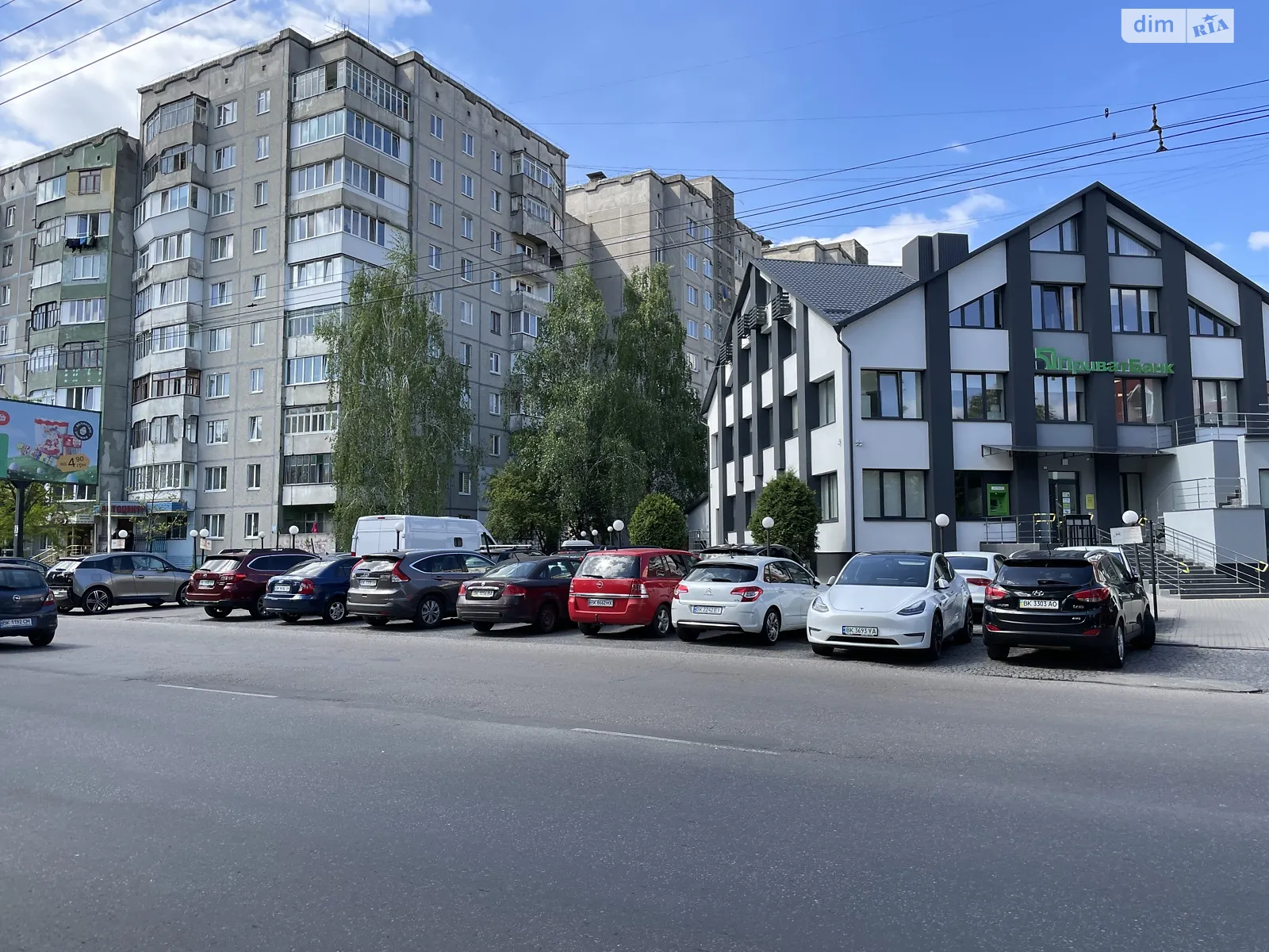 Продается 4-комнатная квартира 86.2 кв. м в Ровно, ул. Грушевского Академика, 42 - фото 1
