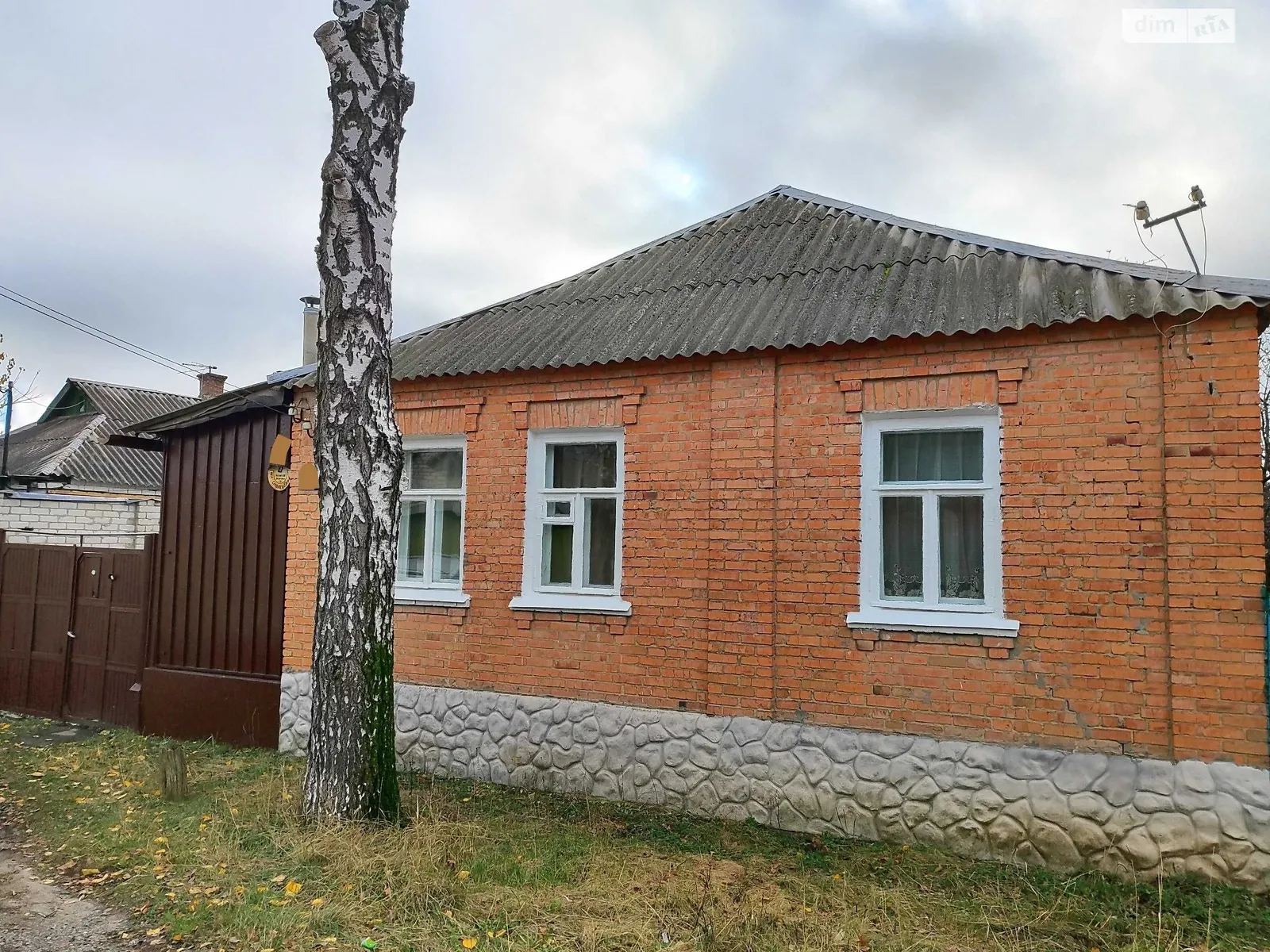 Продається частина будинку 57 кв. м з гаражем, цена: 21000 $ - фото 1