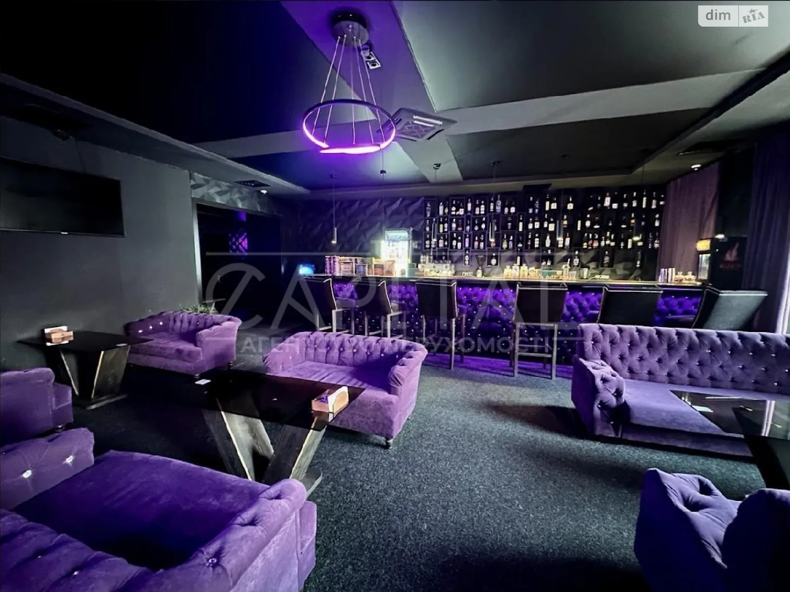 Сдается в аренду офис 320 кв. м в бизнес-центре, цена: 9600 $ - фото 1