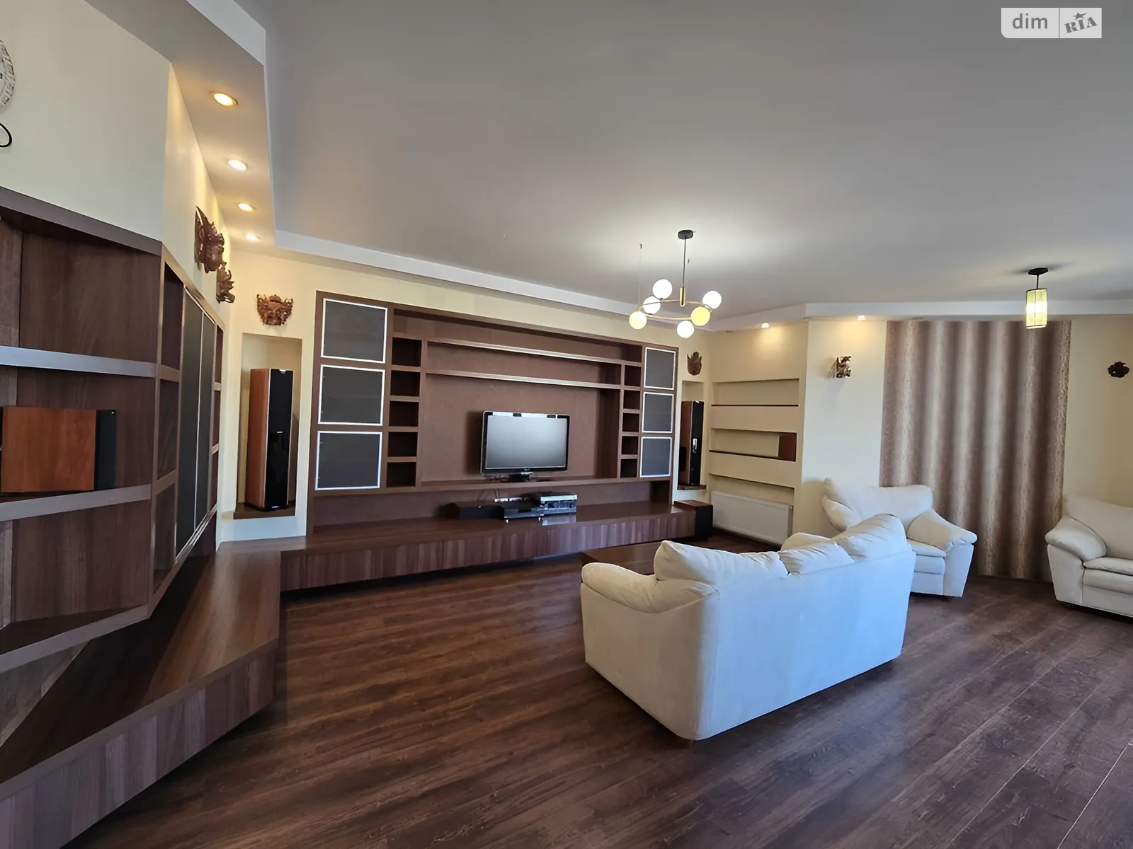 Продается 3-комнатная квартира 111 кв. м в Киеве, наб. Днепровская, 26К - фото 1
