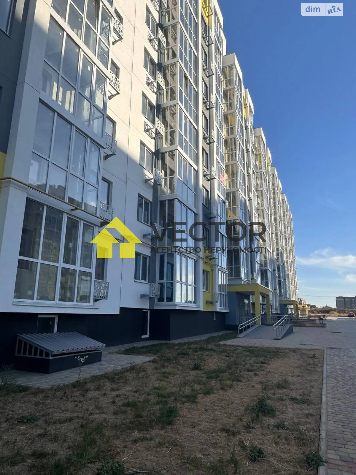 Продается 1-комнатная квартира 38 кв. м в Полтаве, ул. Башкирцевой Марии, 20 корпус 2 - фото 1
