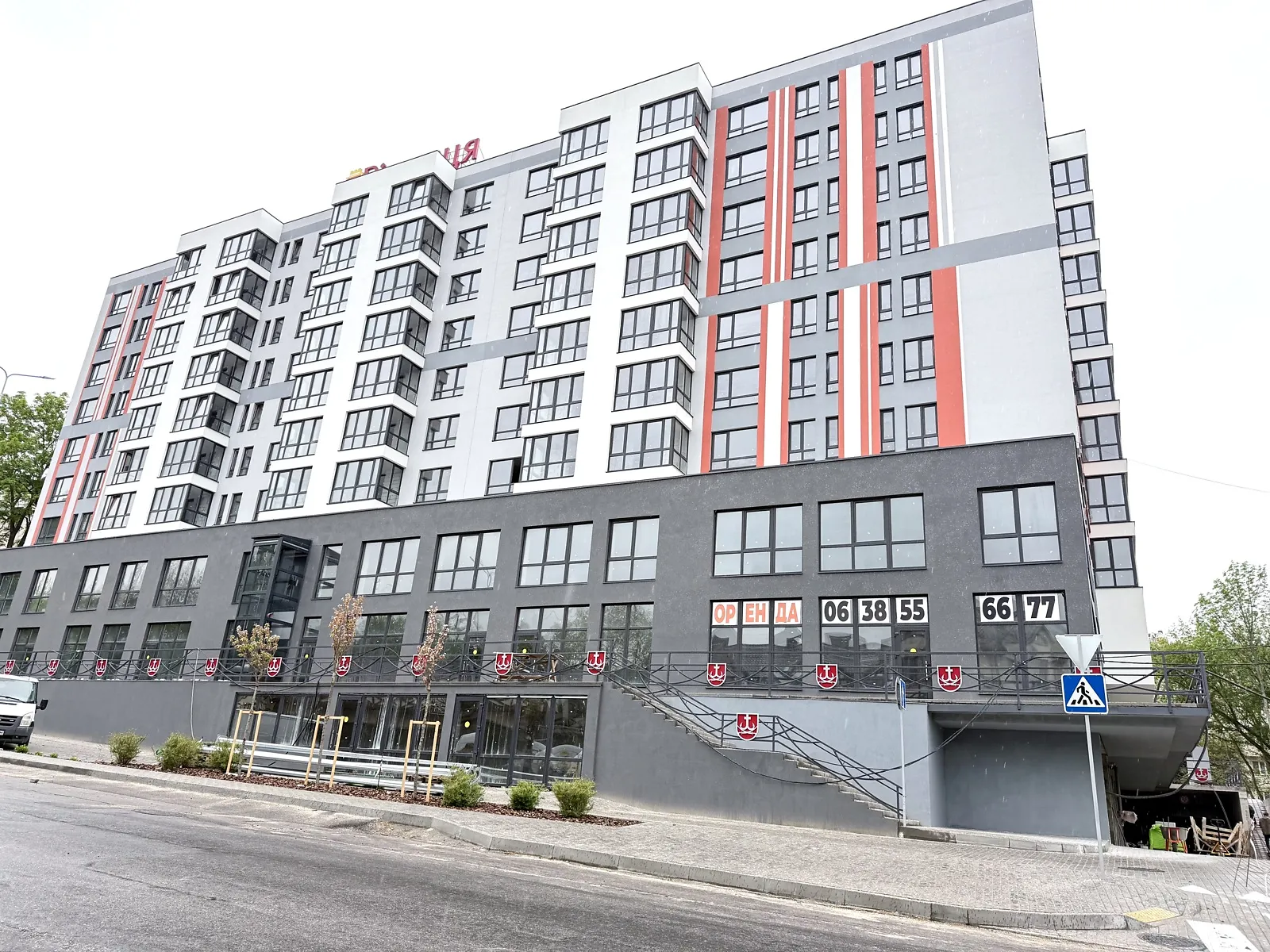 Продается 1-комнатная квартира 50 кв. м в Виннице, ул. Привокзальная, 30 - фото 1