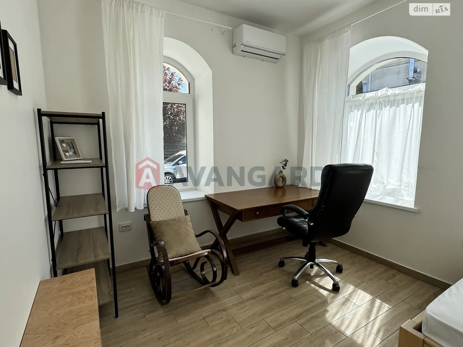 Продается 2-комнатная квартира 72 кв. м в Днепре, ул. Кишиневская, 4 - фото 1