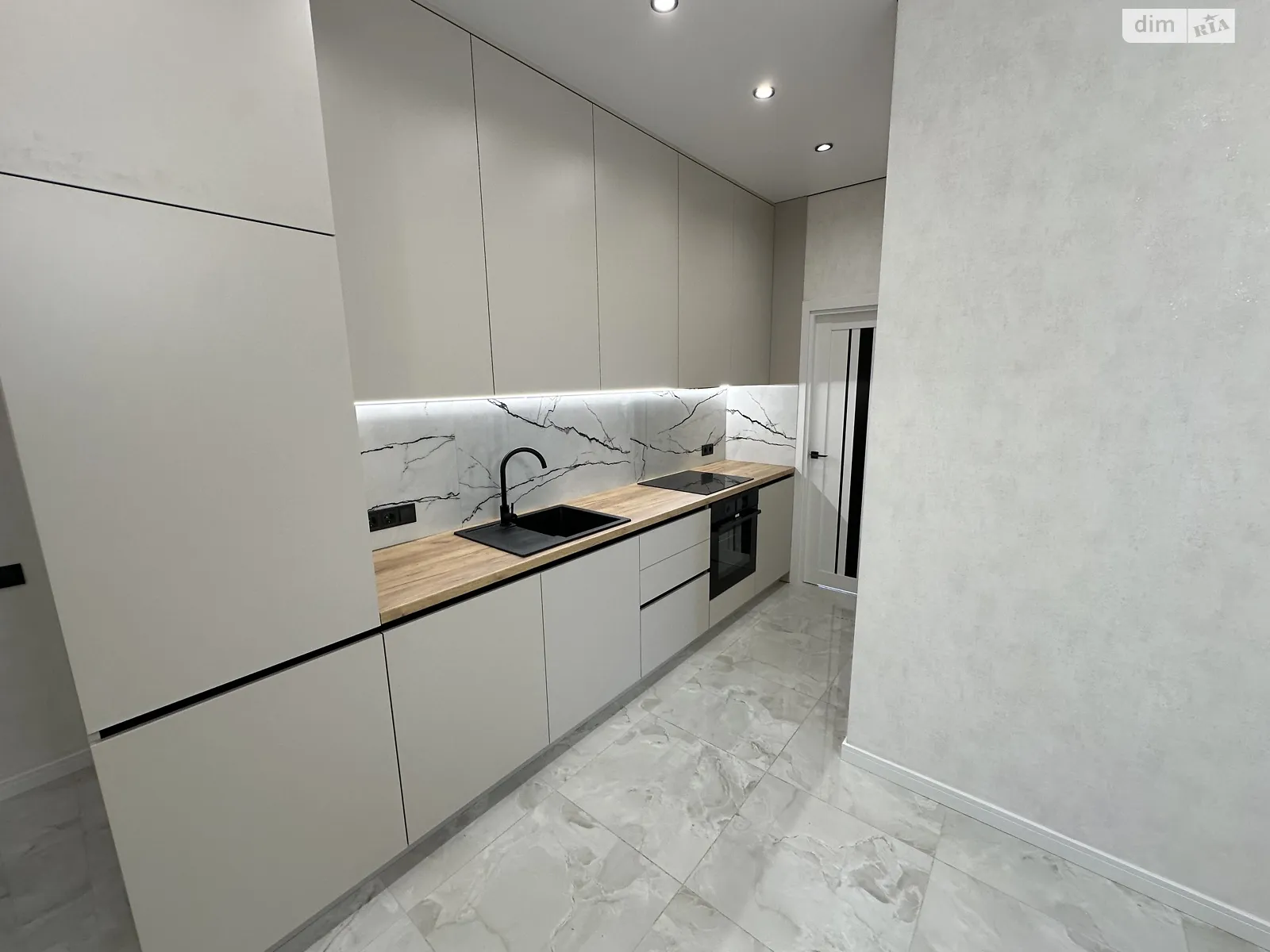 Продається 3-кімнатна квартира 53 кв. м у Одесі, вул. Краснова, 3 корпус 60 - фото 1