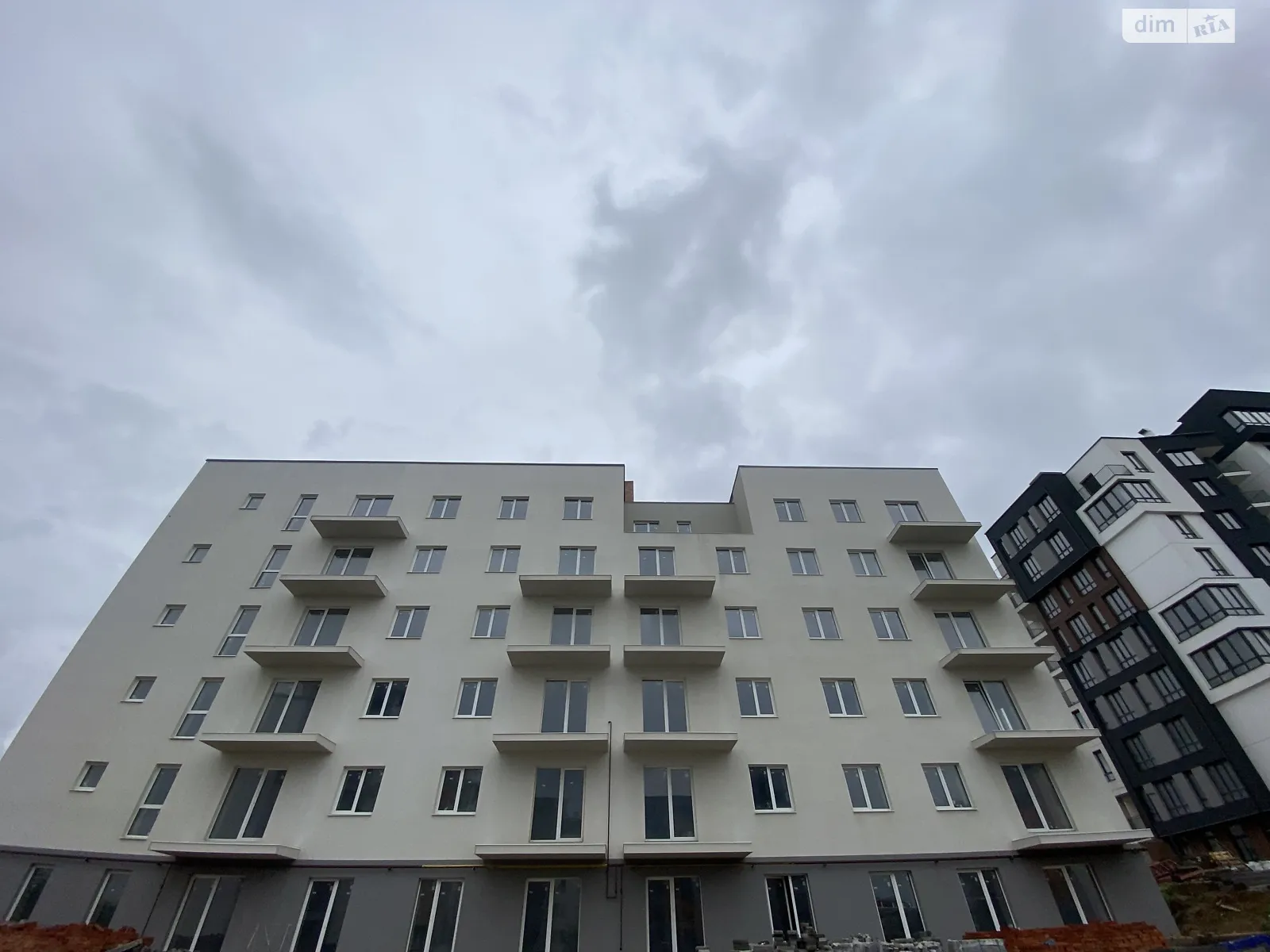 Продається 2-кімнатна квартира 77.2 кв. м у Вовчинцю, вул. Тараса Шевченка, 115 - фото 1