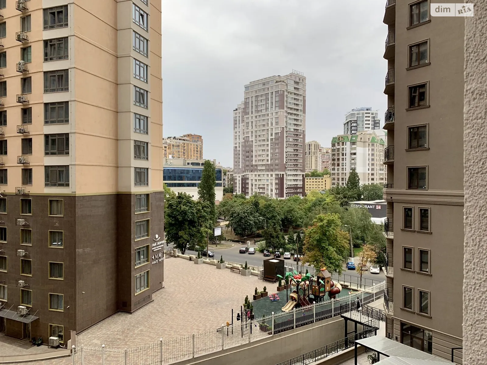 Продається 2-кімнатна квартира 88 кв. м у Одесі, вул. Генуезька - фото 1