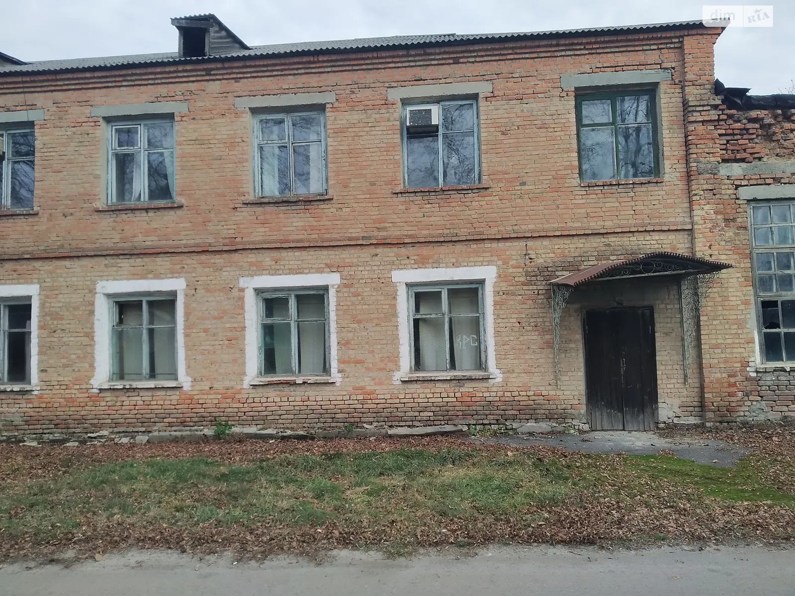 Продается объект сферы услуг 7498.6 кв. м в 2-этажном здании, цена: 12500000 грн - фото 1