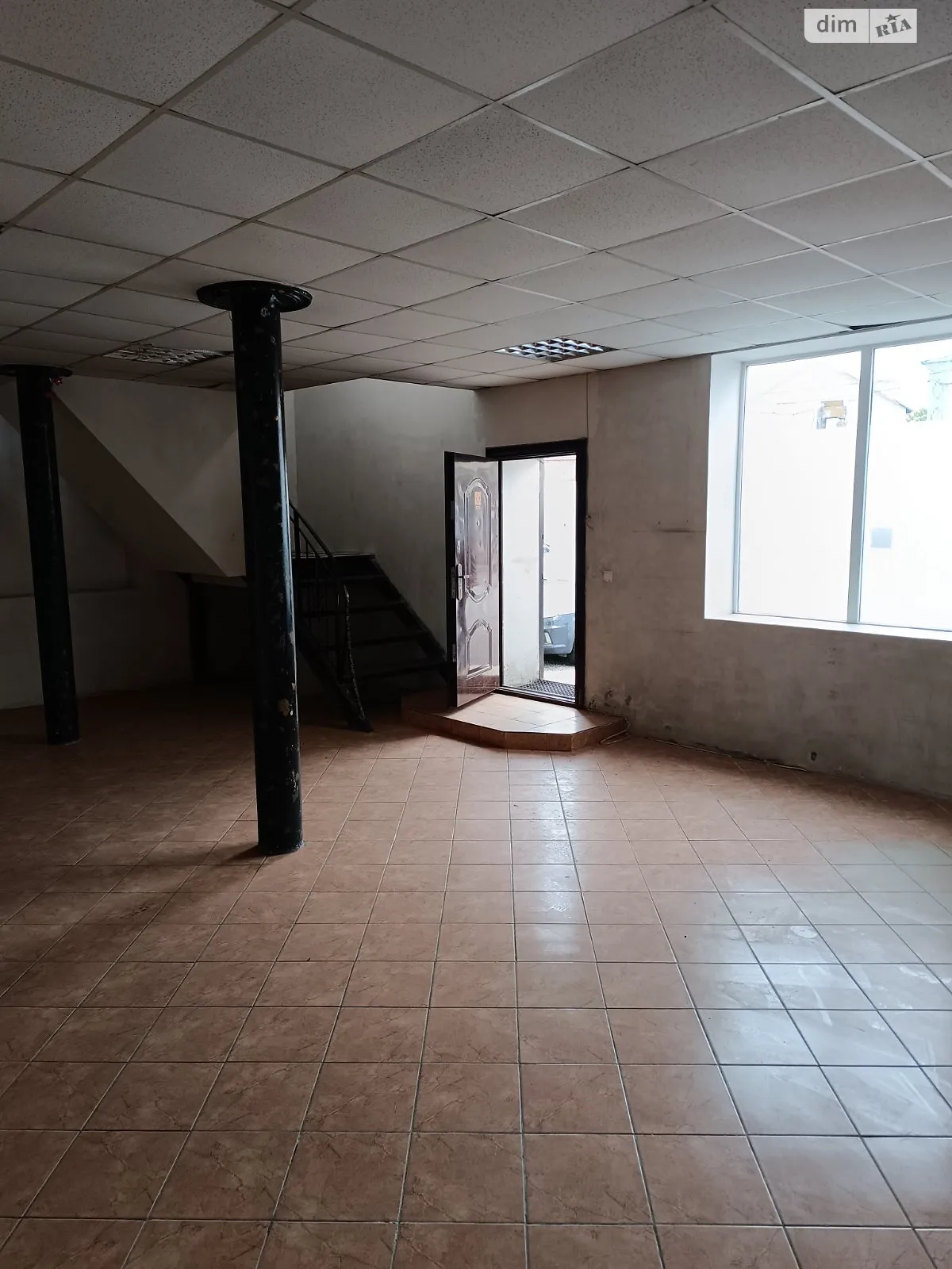 Сдается в аренду помещения свободного назначения 120 кв. м в 2-этажном здании, цена: 12000 грн - фото 1