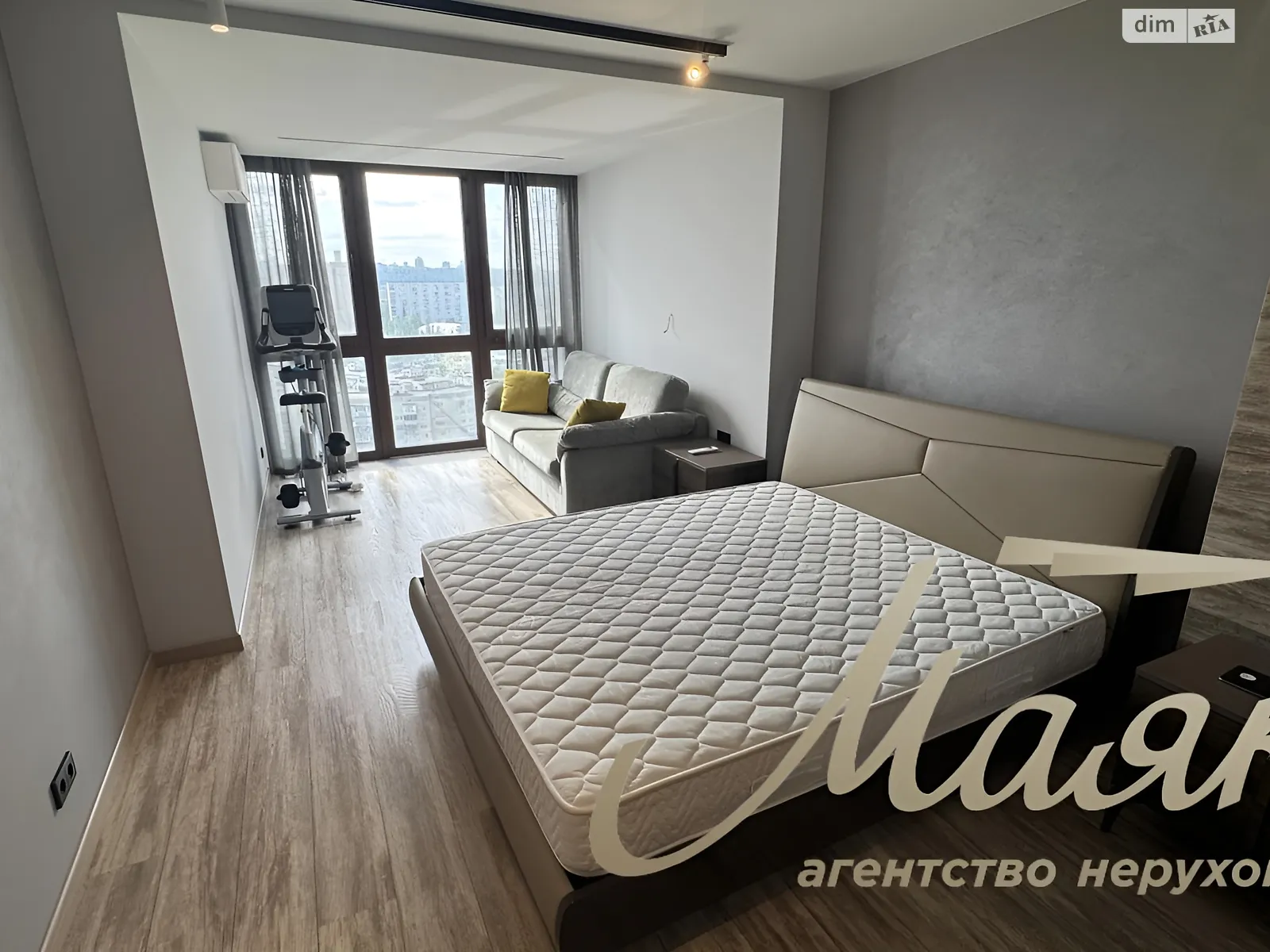 Сдается в аренду 3-комнатная квартира 115 кв. м в Киеве, просп. Соборности, 30 - фото 1
