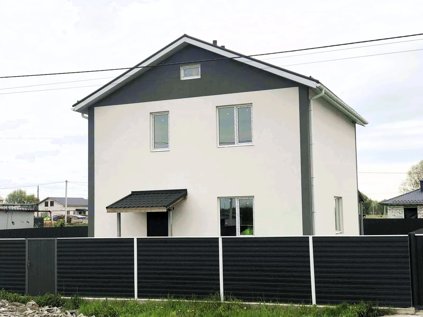 Продается дом на 2 этажа 133 кв. м с балконом, цена: 73999 $ - фото 1