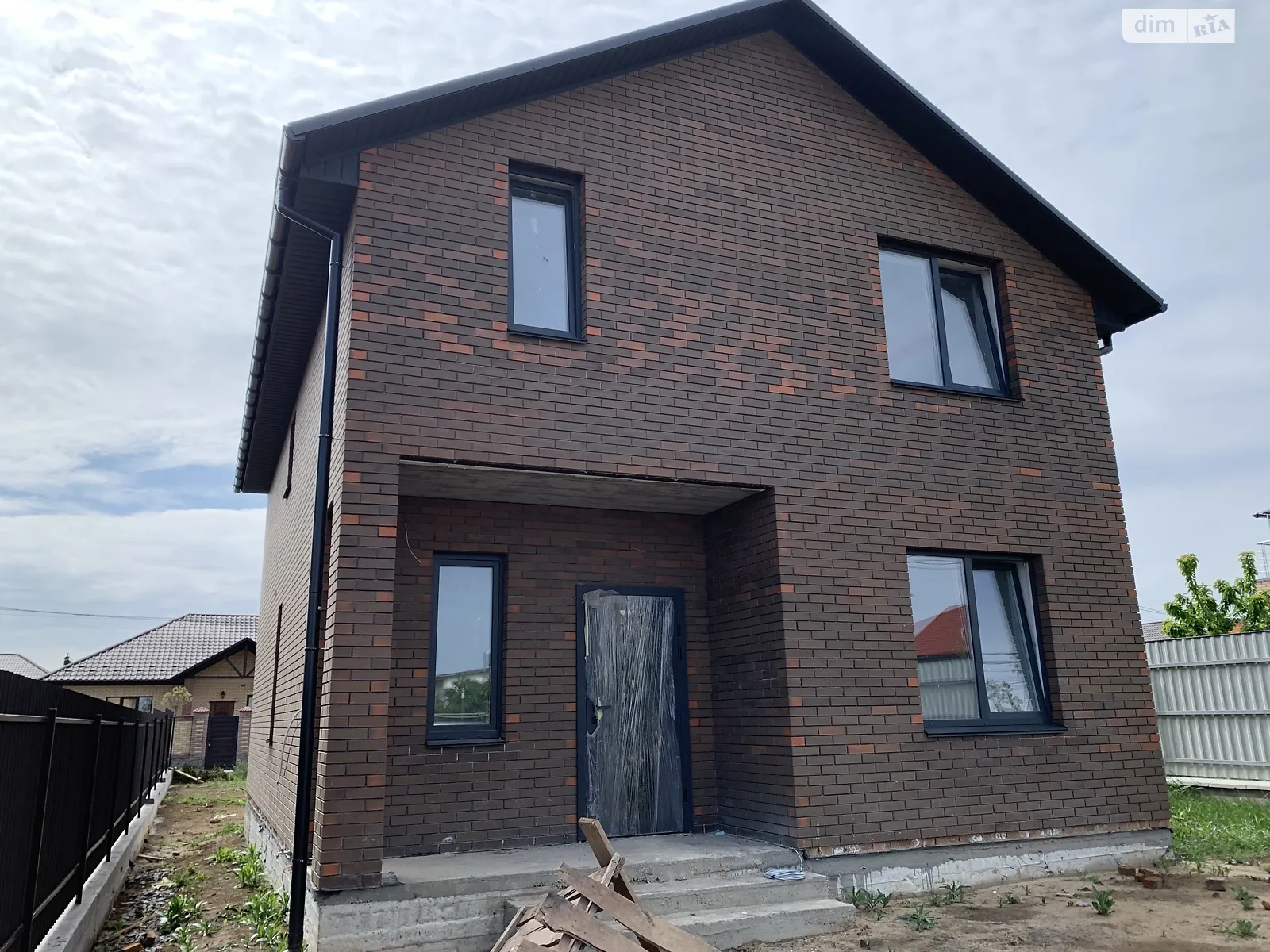 Продається будинок 2 поверховий 120 кв. м з гаражем, цена: 100000 $ - фото 1