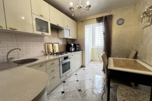 Продаж квартири, Вінниця, р‑н. Електромережа, Пирогова вулиця, буд. 146