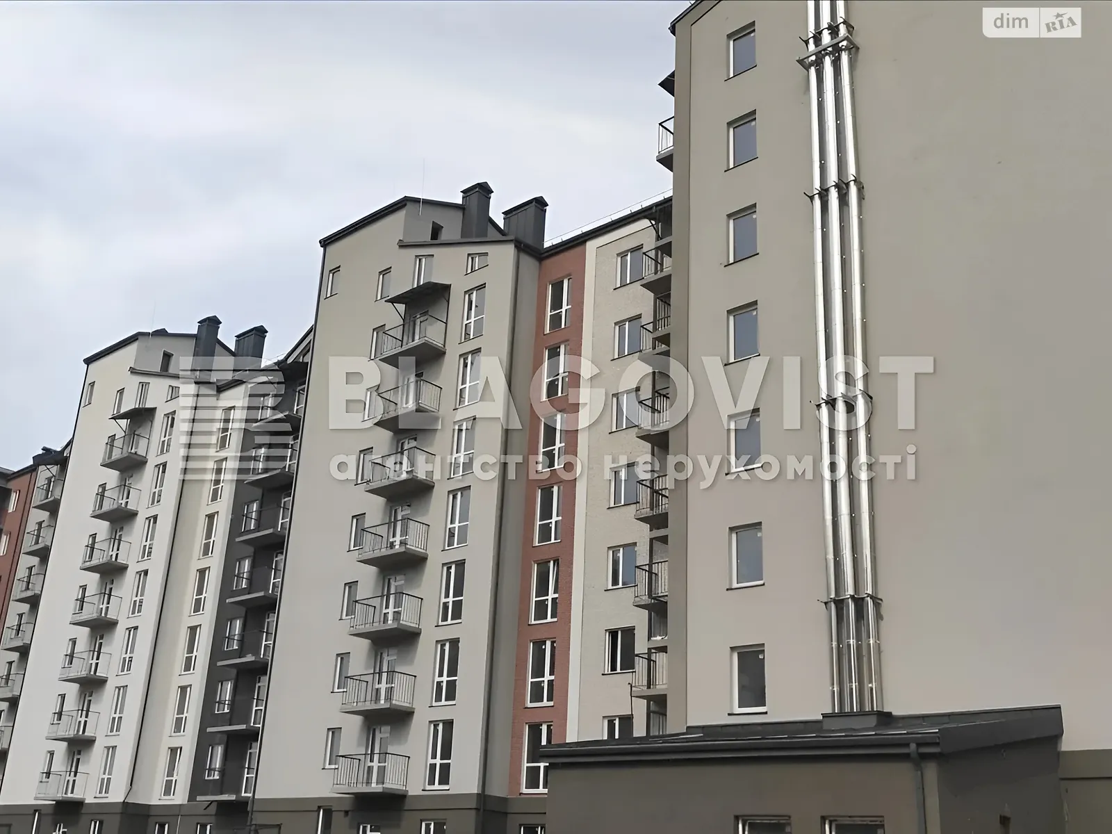 Продается 1-комнатная квартира 71.3 кв. м в Броварах, ул. Героев Крут, 10 - фото 1