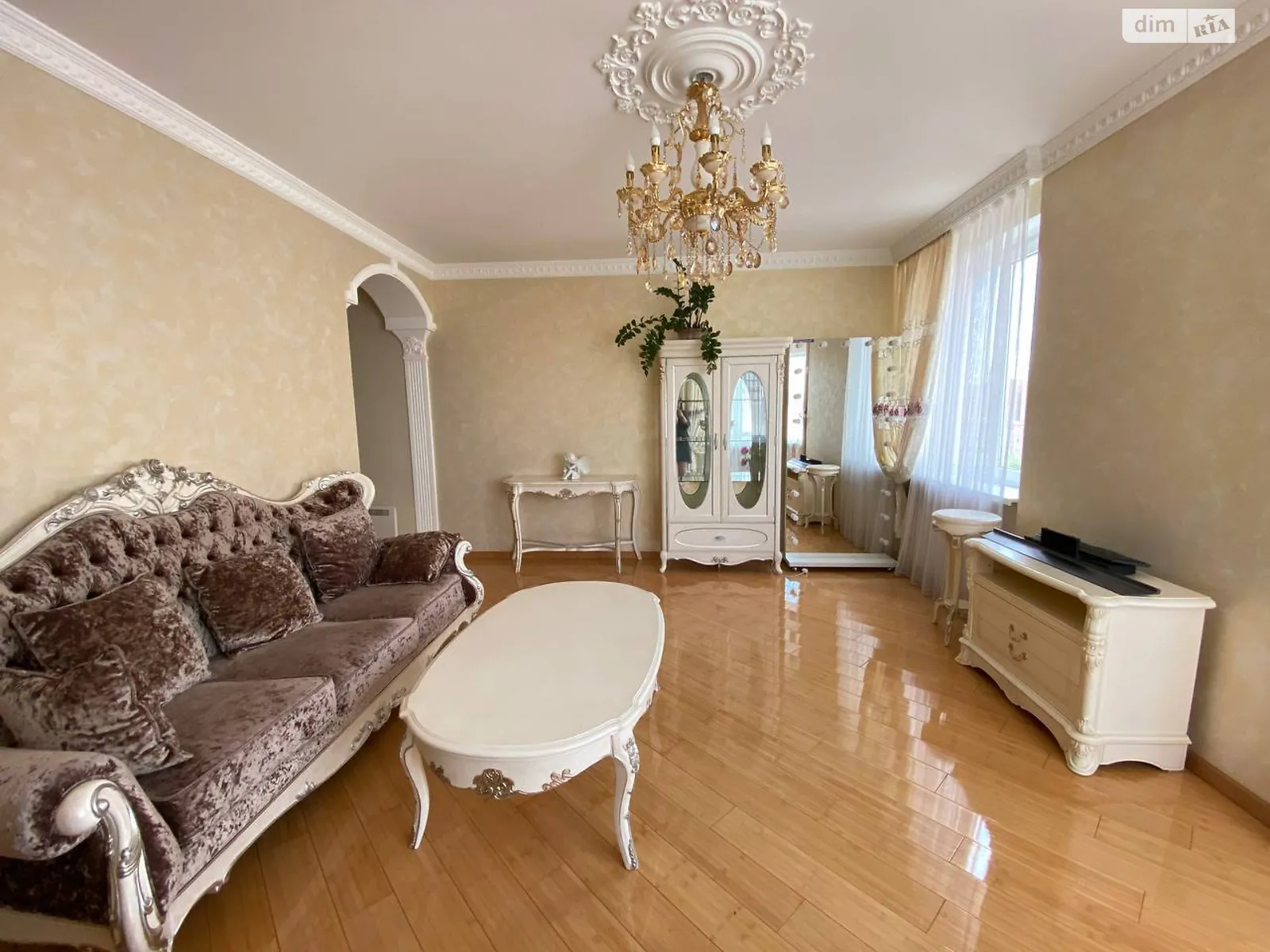 Сдается в аренду 3-комнатная квартира 98.9 кв. м в Хмельницком, цена: 800 $ - фото 1