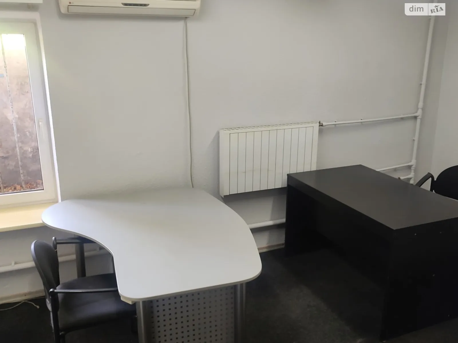 Сдается в аренду помещения свободного назначения 98.9 кв. м в 5-этажном здании, цена: 15000 грн - фото 1