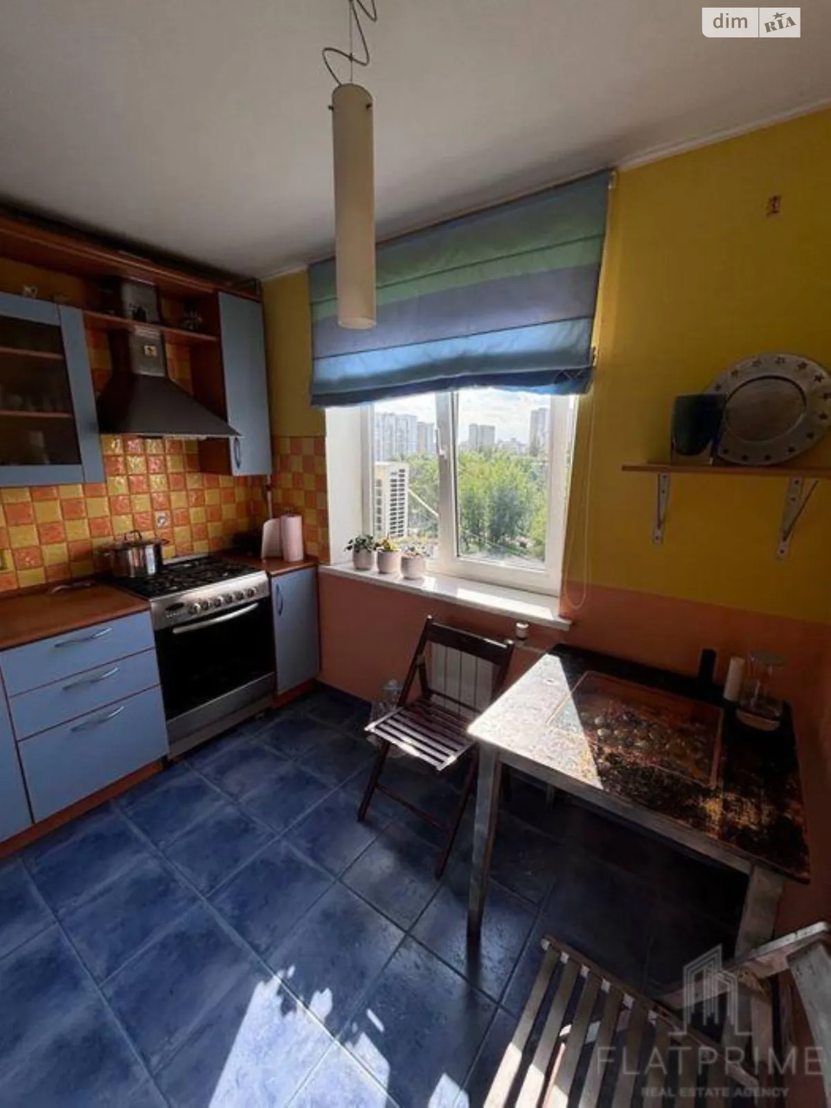 Продається 2-кімнатна квартира 59 кв. м у Києві, вул. Романа Ратушного(Волгоградська), 37 - фото 1