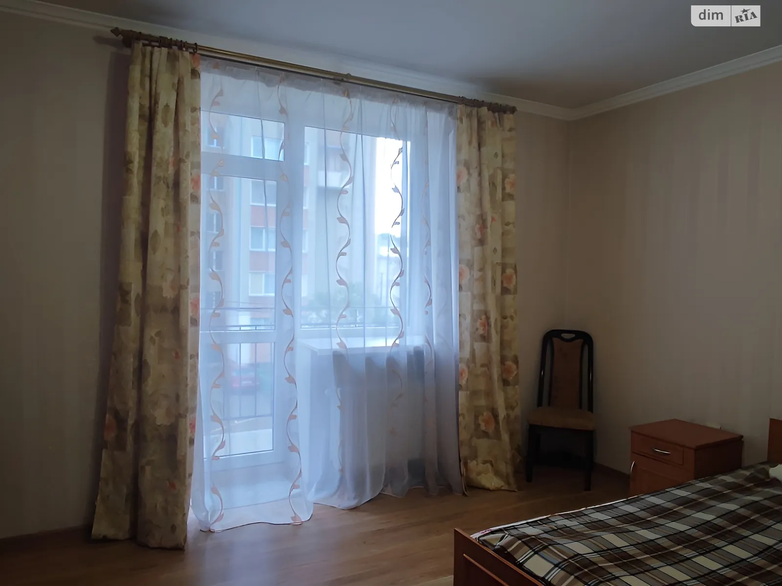 Сдается в аренду 1-комнатная квартира 43 кв. м в Ивано-Франковске, ул. Коновальца Евгения, 124А - фото 1