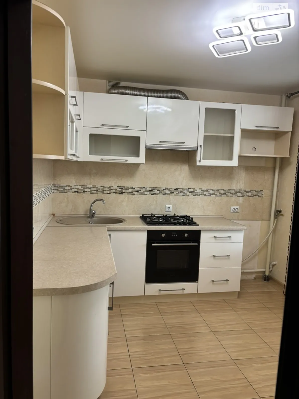 Продається 1-кімнатна квартира 49 кв. м у Вінниці, вул. Келецька, 128А - фото 1