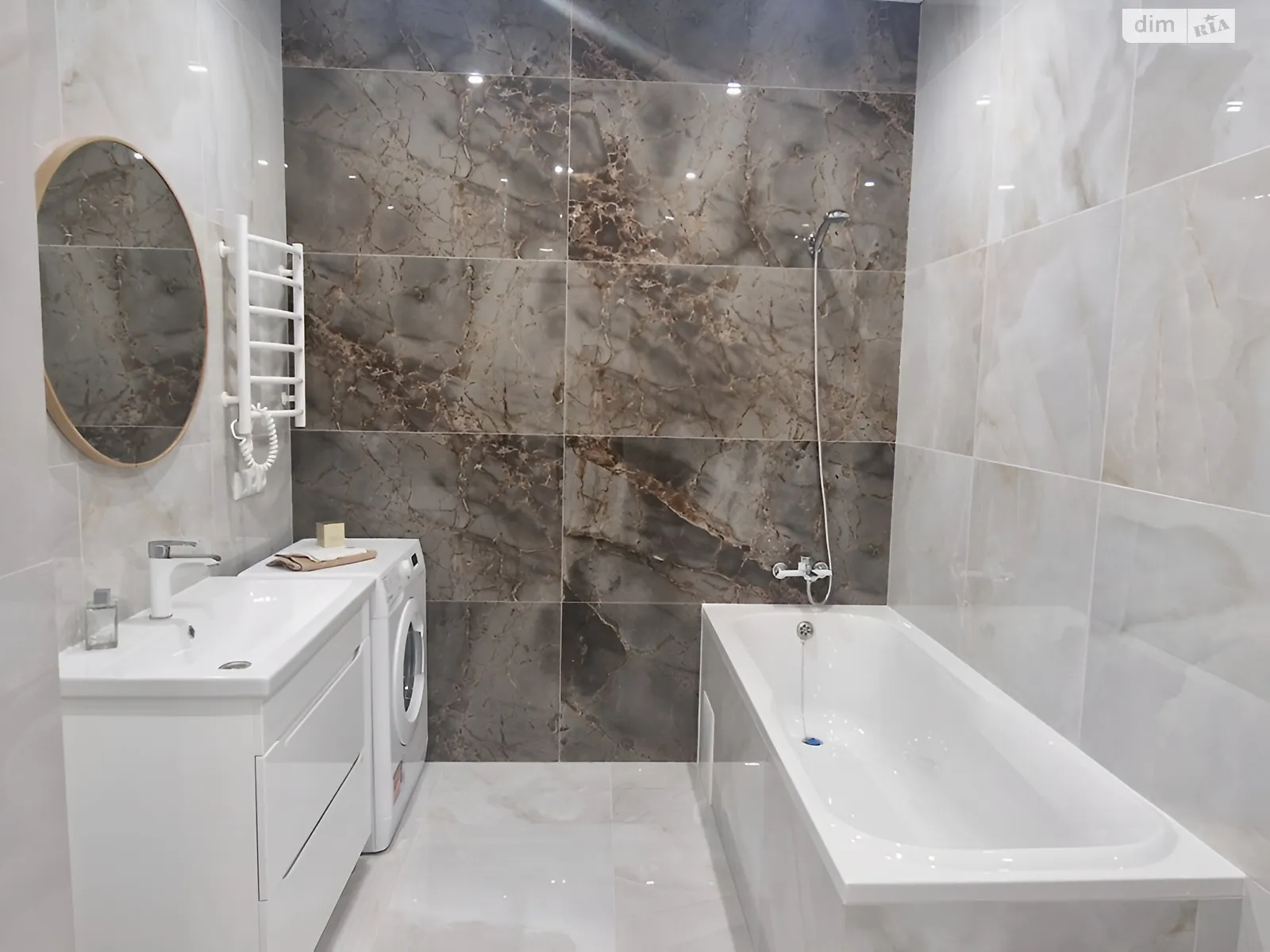 Продается 2-комнатная квартира 62 кв. м в, цена: 83500 $ - фото 1