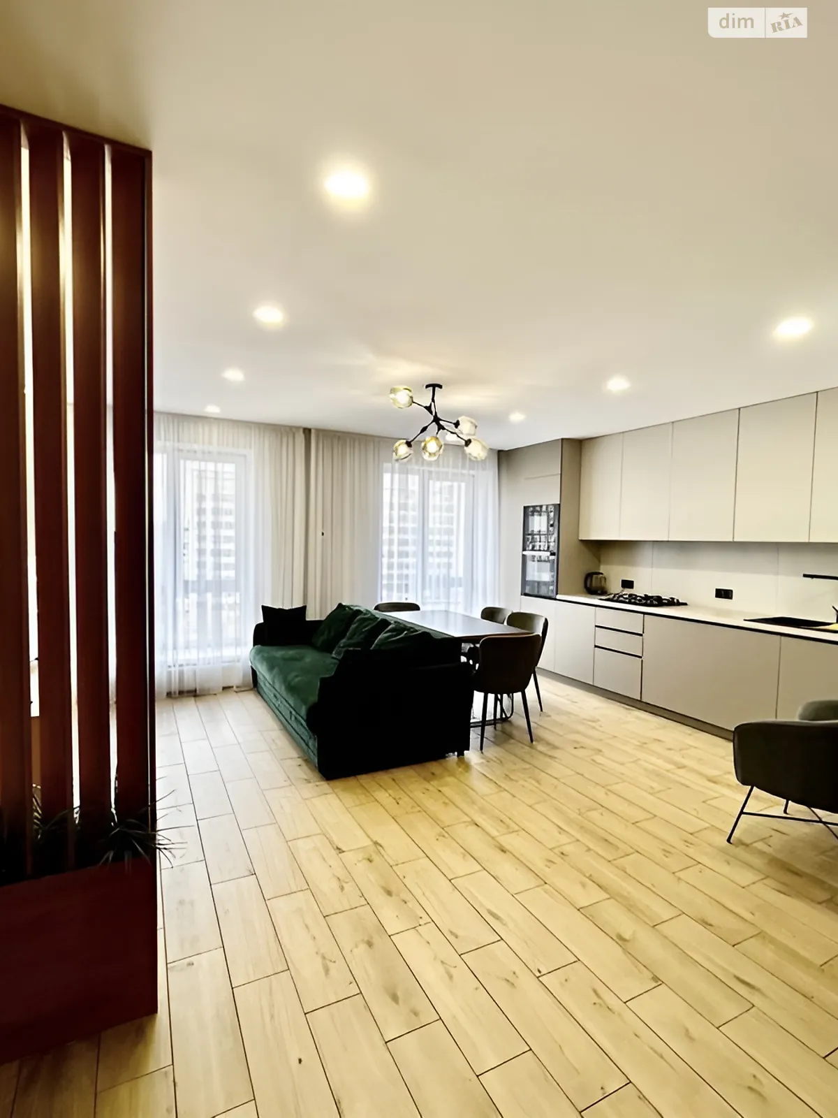 Сдается в аренду 3-комнатная квартира 90 кв. м в Днепре - фото 1