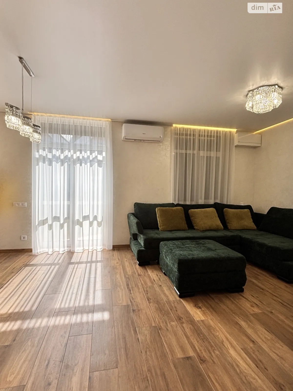 Продается 4-комнатная квартира 96.8 кв. м в Ирпене, ул. 11-я линия - фото 1