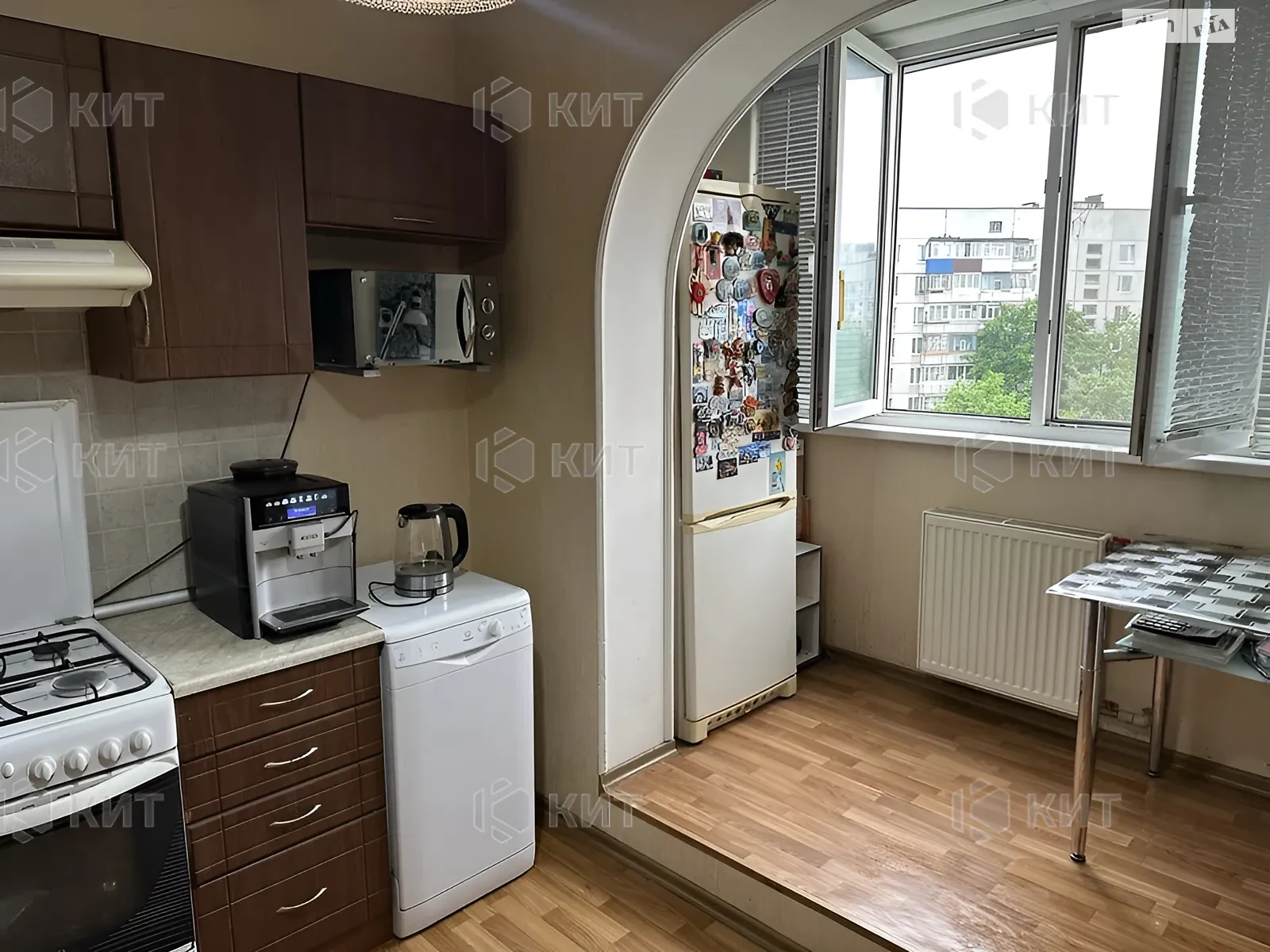 Продается 1-комнатная квартира 39 кв. м в Харькове, просп. Тракторостроителей, 77А - фото 1
