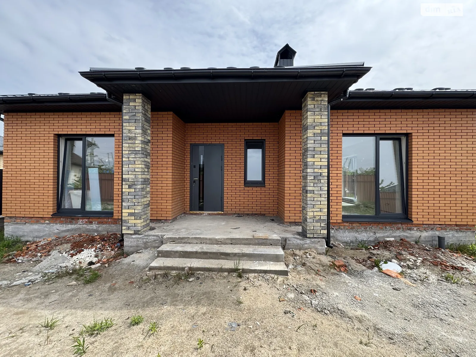 Продається одноповерховий будинок 98 кв. м з садом, цена: 77000 $ - фото 1