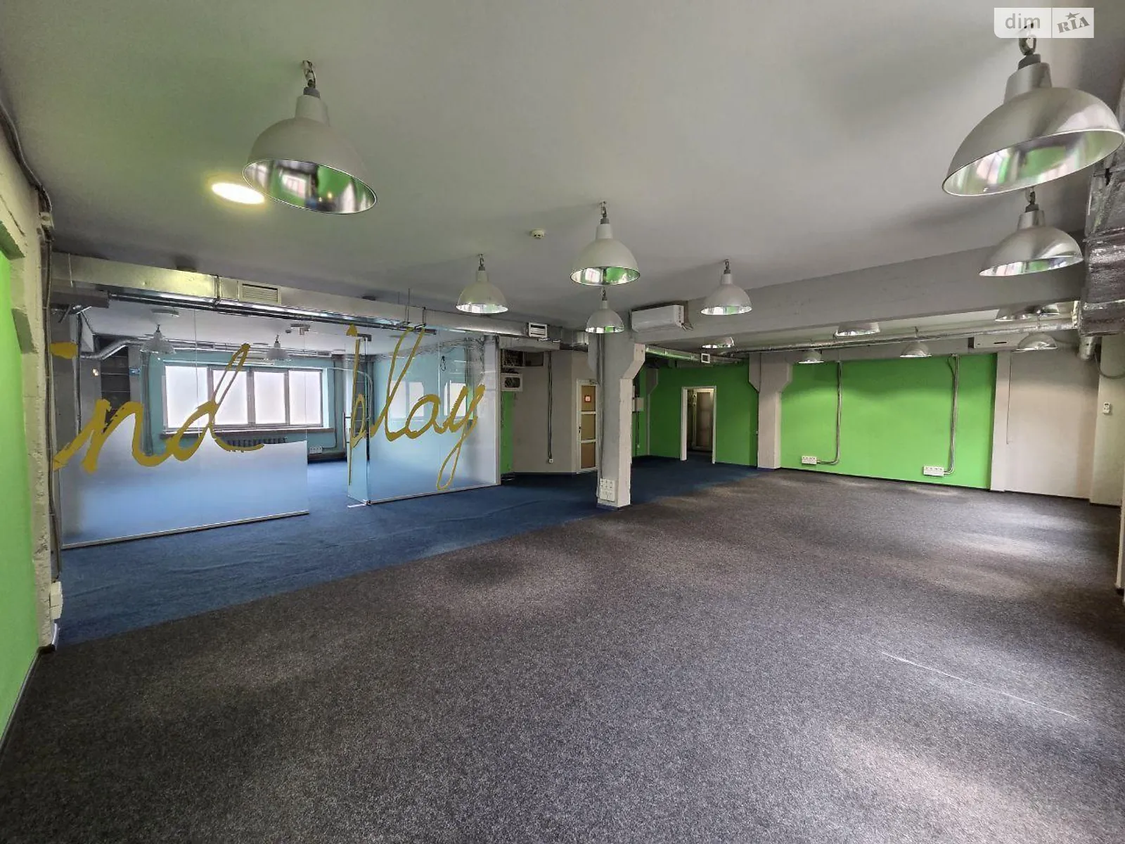 Сдается в аренду офис 467 кв. м в бизнес-центре, цена: 6750 $ - фото 1
