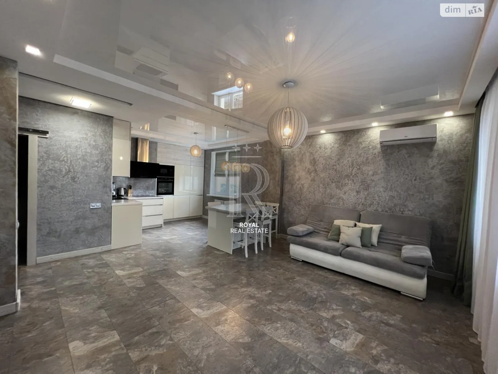 Продается 2-комнатная квартира 76 кв. м в, цена: 132000 $ - фото 1