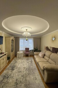 Продаж квартири, Чернівці, р‑н. Шевченківський, Івасюка Володимира вулиця, буд. 17