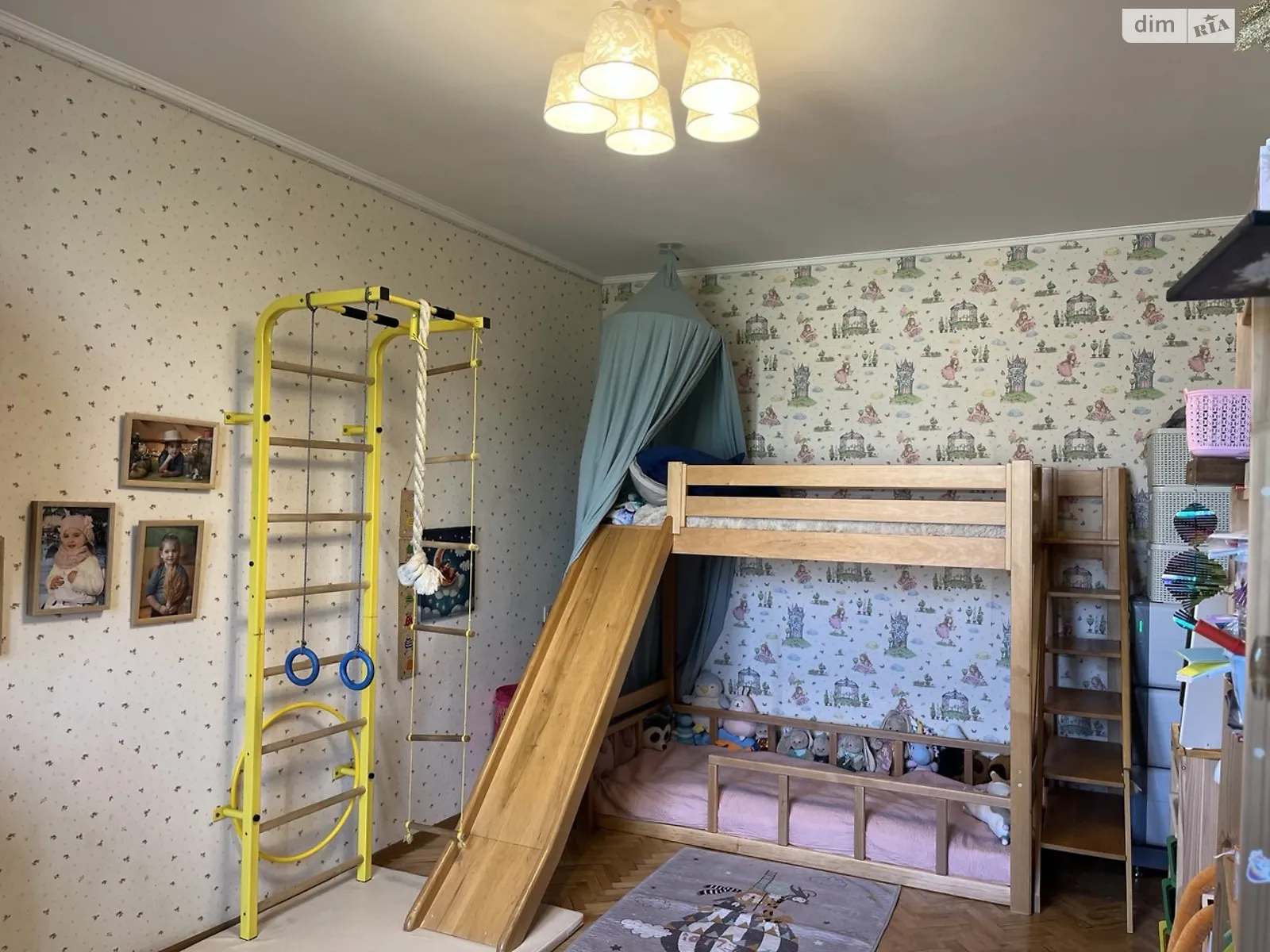 Продається 2-кімнатна квартира 52.5 кв. м у Києві, вул. Івана Світличного(Петровського), 12/49 - фото 1
