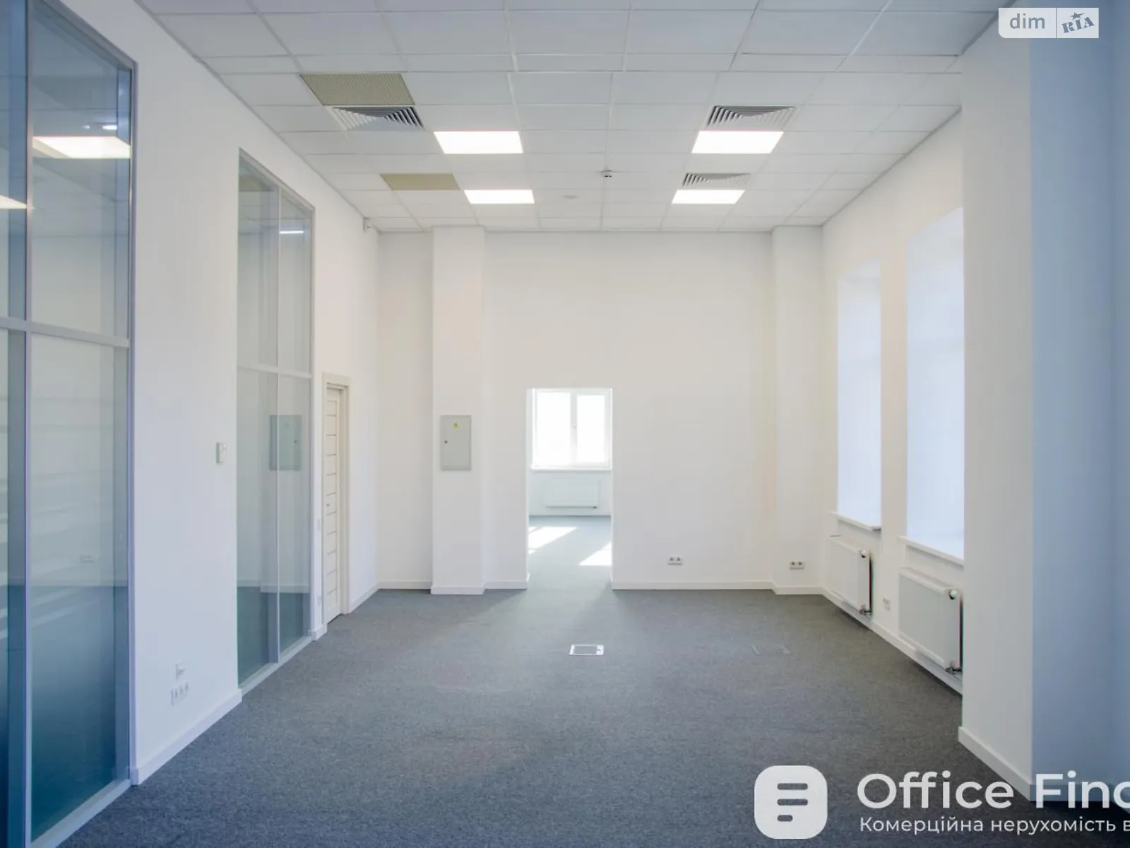 Сдается в аренду офис 1390 кв. м в бизнес-центре, цена: 27800 $ - фото 1