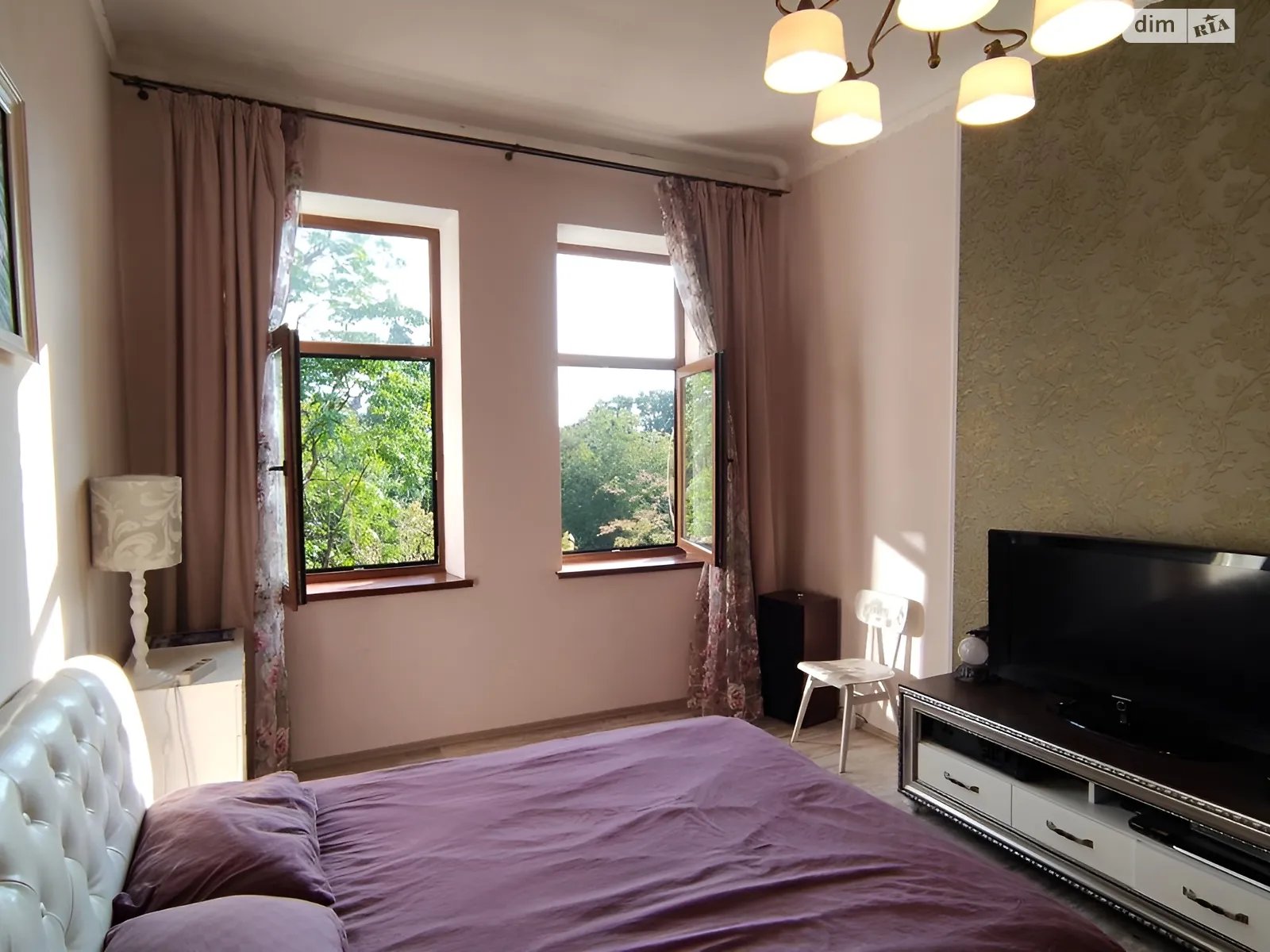 Продается 2-комнатная квартира 60 кв. м в Львове, цена: 82000 $ - фото 1