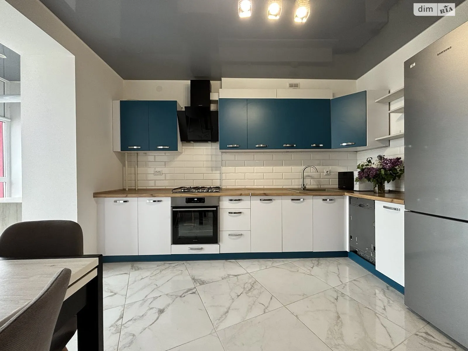 Продается 1-комнатная квартира 46.2 кв. м в Криховцах, ул. Бастионная, 1 - фото 1