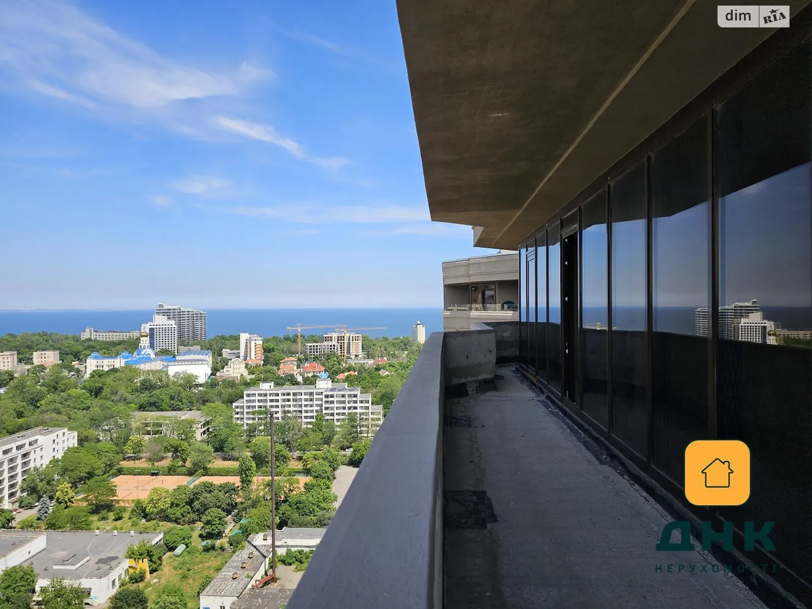 Продается 4-комнатная квартира 206 кв. м в Одессе - фото 1