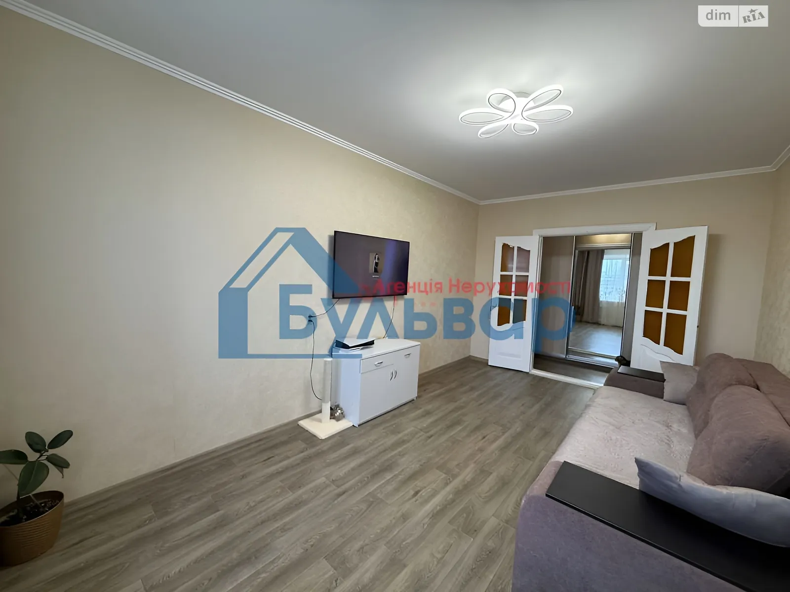 Продается 3-комнатная квартира 57.6 кв. м в Полтаве, цена: 55000 $ - фото 1